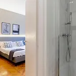 Amazing In The Center + Wifi Apartment *