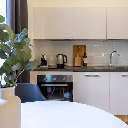 Amazing In The Center + Wifi Apartment *